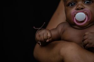 African-American Mothers Are Four Times More Likely to Die Due to Childbirth Complications Than White Mothers - Jonathan C. Reiter African-American Mothers Are Four Times More Likely to Die Due to Childbirth Complications Than White Mothers - Jonathan C. Reiter